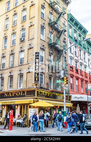 New York City, NYC NY Lower, Manhattan, Little Italy, Mulberry Street Neighborhood, Street corner, caffe Napoli, ristorante italiano, ristoranti, cibo, cena, mangiare Foto Stock