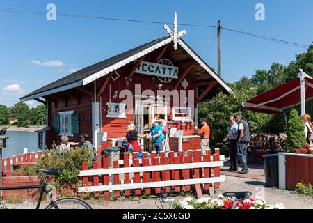 Café Regatta, un piccolo e eccentrico caffè all'aperto sul mare a Helsinki, Finlandia Foto Stock