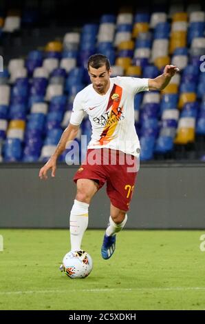 Stadio San Paolo, Napoli, Italia, 05 luglio 2020, Henrikh Mkhitaryan di Roma segna il suo primo gol durante la partita Serie A TIM tra SSC Napoli e ROMA il 05 2020 luglio a Napoli (Italia) presso lo stadio San Paolo Photo LPS/MARCO IORIO durante SSC Napoli vs ROMA - - Credit: LM/Marco Iorio/Alamy Live News Foto Stock