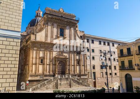 Chiesa di Santa Caterina a Palermo in una bella giornata estiva Foto Stock