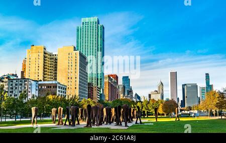 Agora, un'installazione di 106 sculture di ferro senza testa e senza armatura all'estremità sud del Grant Park a Chicago Foto Stock