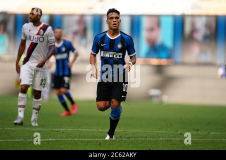 Milano, Italia. 05 luglio 2020. Lautaro Martinez del FC Internazionale durante la Serie A partita tra FC Internazionale e Bologna Calcio. Foto Stock