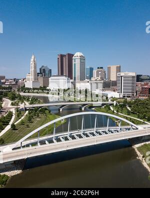 Vista aerea del Columbus Ohio Skyline Drone Shot Foto Stock