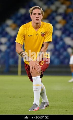 Nicolò Zaniolo di Roma allenarsi prima della partita Serie A TIM tra SSC Napoli e ROMA il 05 2020 luglio a Napoli (Italia) allo Stadio San Paolo Foto L Foto Stock