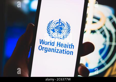 Logo dell'Organizzazione mondiale della sanità sullo schermo dello smartphone. Foto Stock
