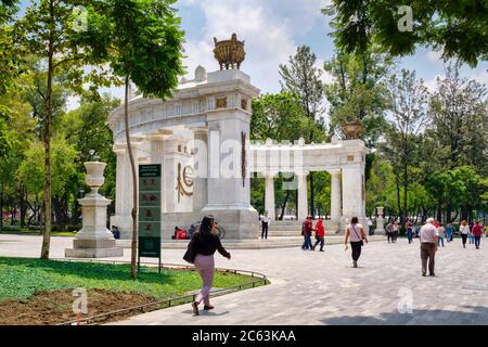 Il monumento Hemiclo a Juarez al centro di Alameda a Città del Messico Foto Stock