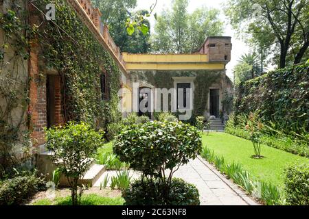 La casa del leader sovietico esiliato Leon Trotsky a Coyoacan, Città del Messico Foto Stock