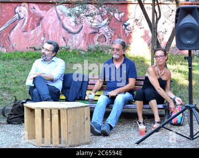 Roma, Italia. 07 luglio 2020. Abuso di potere e discriminazione. Le statue intoccabili dell'Occidente. Credit: SPP Sport Press Photo. /Alamy Live News Foto Stock