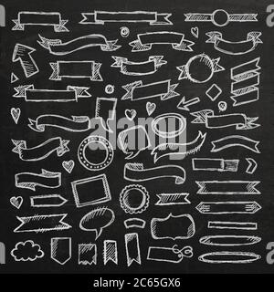 Disegnare a mano elementi disegnati a mano Illustrazione Vettoriale