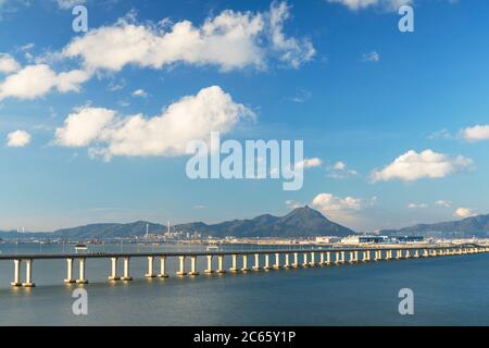 Ponte di Hong Kong-Zhuhai-Macau e aeroporto internazionale di Hong Kong, isola di Lantau, Hong Kong Foto Stock