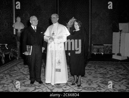 Città del Vaticano - Visita a Pio XII di Truman ex Presidente degli Stati Uniti il 20 maggio 1956 Foto Stock