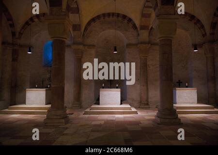 Altari laterali della cripta, tomba della dinastia saliana, la più grande sala romanica colonnata d'Europa, la Cattedrale di Speyer, la Cattedrale di Speyer, la Cattedrale Imperiale, Patrimonio dell'Umanità dell'UNESCO, Renania-Palatinato, Germania Foto Stock