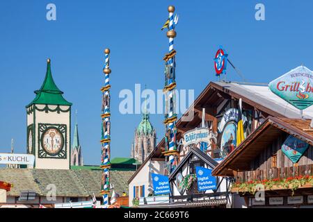 Tende di birra all'Oktoberfest di Monaco, Ludwigsvorstadt, Monaco, alta Baviera, Baviera, Germania meridionale, Germania, Europa Foto Stock