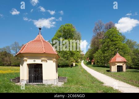 Via della Croce per la Chiesa del pellegrinaggio di Schönenberg, Ellwangen, Baden-Wuerttemberg, Germania Foto Stock