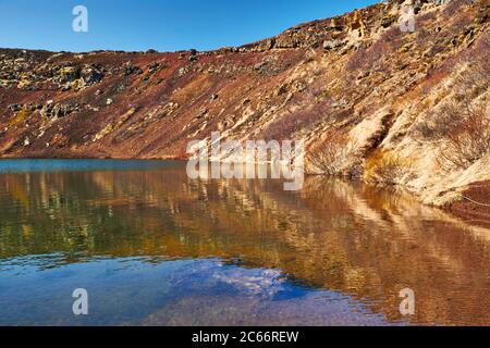 ,Islanda, cerchio d'Oro, Parco Nazionale di Thingvellir, sud-ovest, lago nel cratere vulcanico di Kerid Foto Stock