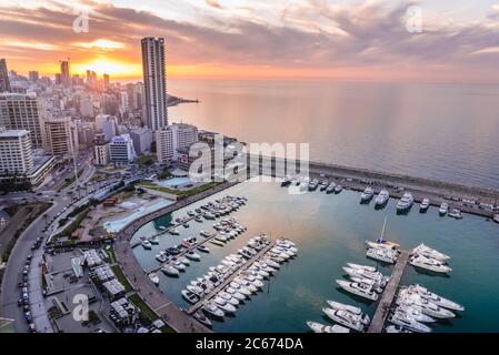 Vista aerea con la Baia di Zaituna a Beirut, Libano Foto Stock