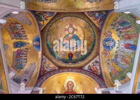 Affreschi di stile bizantino Melkite greco-cattolica basilica di San Paolo nel comune di Harissa-Daraoun in Libano Foto Stock