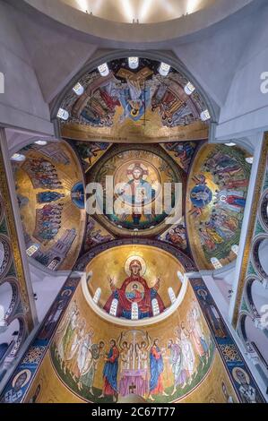 Affreschi di stile bizantino Melkite greco-cattolica basilica di San Paolo nel comune di Harissa-Daraoun in Libano Foto Stock