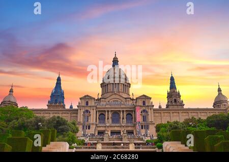 15 giugno 2019 - Barcellona, Spagna - il Palau Nacional, o Palazzo Nazionale, situato sul Monte Montjuic situato a Barcellona, Spagna. Foto Stock