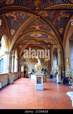 Museo Nazionale del Bargello a Firenze costruito nel 1255. Foto Stock