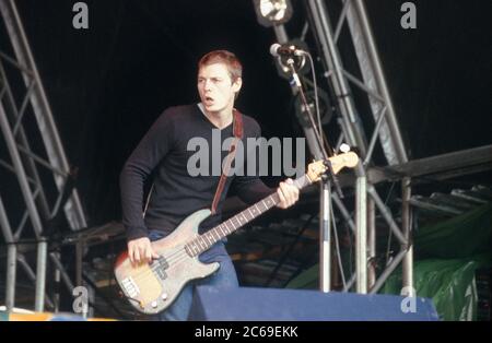 Sterophonics si esibisce al Glastonbury Festival 1998, Worthy Farm , Pilton, Somerset, Inghilterra, Regno Unito. Foto Stock