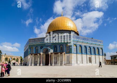 Gerusalemme, Israele - 11 giugno 2016: Cupola della Moschea di roccia sul Monte del Tempio a Gerusalemme, Israele. Foto Stock