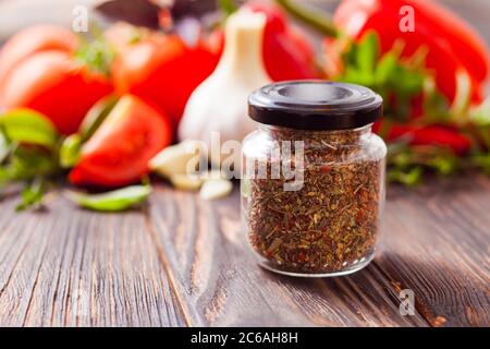 Le spezie secche sono fatte secondo una ricetta tradizionale toscana Foto Stock