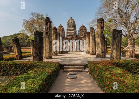 Il tempio di si Sawai nel Parco storico di Sukhotai Foto Stock