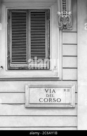 Italia, Lazio, Roma, Pigna, Via del corso segno Foto Stock