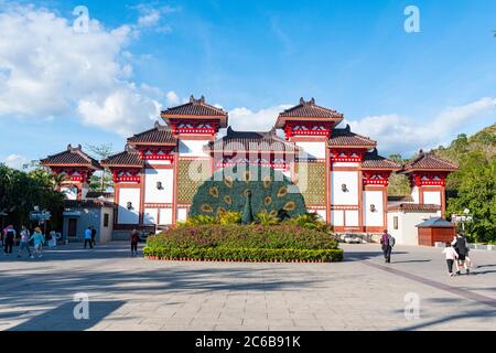 Porta d'ingresso al Tempio di Nanshan, Sanya, Hainan, Cina, Asia Foto Stock