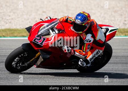 8 luglio 2020; Circuit de Barcelona Catalunya, Barcellona, Spagna; FIM Superbike World Championship, Day One; Michael Ruben Rinaldi del Team Goundici in azione con la Ducati Panigale V4 R. Foto Stock