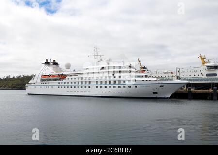 La nave da crociera Star Pride attraccava a Stornoway Harbour, Isle of Lewis, Western Isles, Outer Hebrides, Scotland, UK Foto Stock