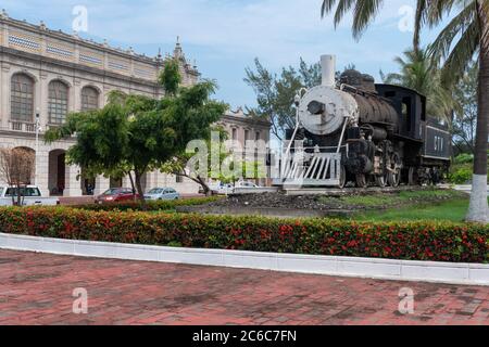 Questa stazione ferroviaria messicana non è più in uso Foto Stock