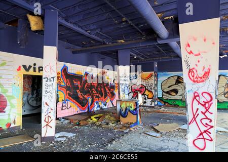 Abandoned Rock-A-Hoola Waterpark, Yermo, California, USA Foto Stock