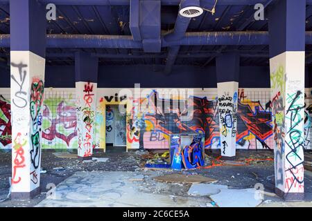 Abandoned Rock-A-Hoola Waterpark, Yermo, California, USA Foto Stock