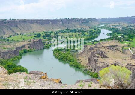 BASE jumpers sul Perrine Memorial Bridge, Twin Falls, Idaho, USA Foto Stock