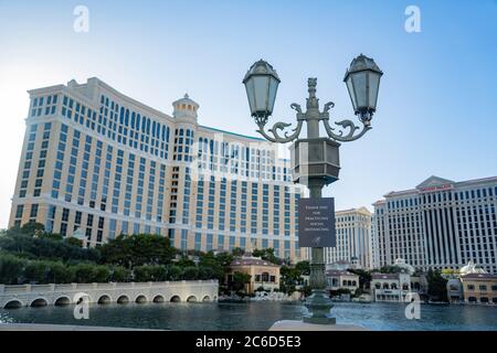 Las Vegas, 30 GIUGNO 2020 - Vista pomeridiana del Bellagio Hotel and Casino Foto Stock