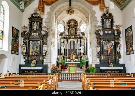 Willisau, LU / Svizzera - 3 luglio 2020: Vista interna della storica Heiligblut del XV secolo o cappella del sangue santo a Willisau in Svizzera Foto Stock