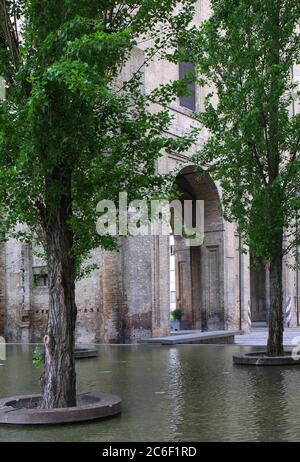 Antico arco di palazzo Pilotta a Parma, Emilia-Romagna, Italia Foto Stock