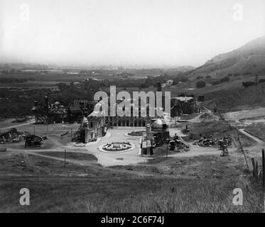 Costruzione del set Monte Carlo agli Universal Studios per MOGLI STOLTI 1922 regista / storia / scenario ERICH von STROHEIM architetti Richard Day ed Elmer Sheeley Silent film Universal Film Manufacturing Company Foto Stock