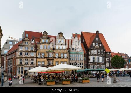 Brema, Germania - 5 agosto 2019: Antica piazza del mercato nel centro della città anseatica Foto Stock