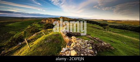 Walltown Crags sul Muro di Adriano Foto Stock