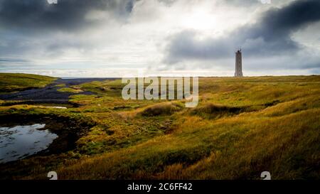 scenario autunnale al faro malarrif sulla penisola di snaefellsnes nell'islanda occidentale Foto Stock