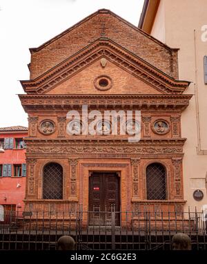 Vista esterna della chiesa Oratorio Spirito Santo. Bologna. Italia. Foto Stock