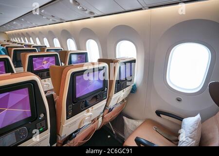 BANGKOK, THAILANDIA - CIRCA GENNAIO 2020: Interno di Etihad Airways Boeing 787 Dreamliner Foto Stock