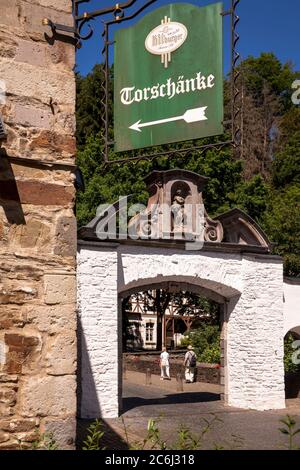 La porta dell'ex monastero della cattedrale di Altenberg a Odenthal, la chiesa dell'ex abbazia cistercense Altenberg, la regione della Bergisches Land, Foto Stock