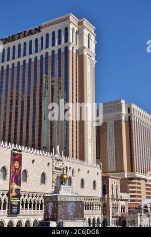 LAS VEGAS, NV -6 GIU 2020- Vista esterna di un giorno di Las Vegas, un hotel di lusso e casinò, situato a Las Vegas, Nevada, una replica di Venezia, Foto Stock