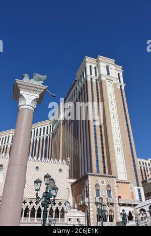 LAS VEGAS, NV -6 GIU 2020- Vista esterna di un giorno di Las Vegas, un hotel di lusso e casinò, situato a Las Vegas, Nevada, una replica di Venezia, Foto Stock