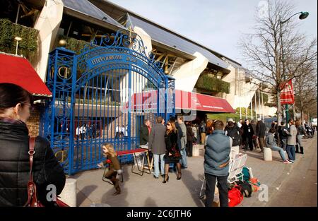 Parigi, Francia 20080127 Prix d'Amérique è una corsa di imbragatura che si tiene a Parigi, in Francia, presso l'Ippodromo di Vincennes. La gara si svolge l'ultima Domenica di gennaio ogni anno, Foto Gippe Gustafsson Foto Stock