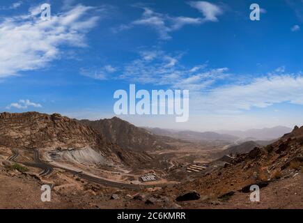 Montagne al Hada vicino a Taif, pericoloso passo di montagna al Hada strada, Arabia Saudita occidentale Foto Stock